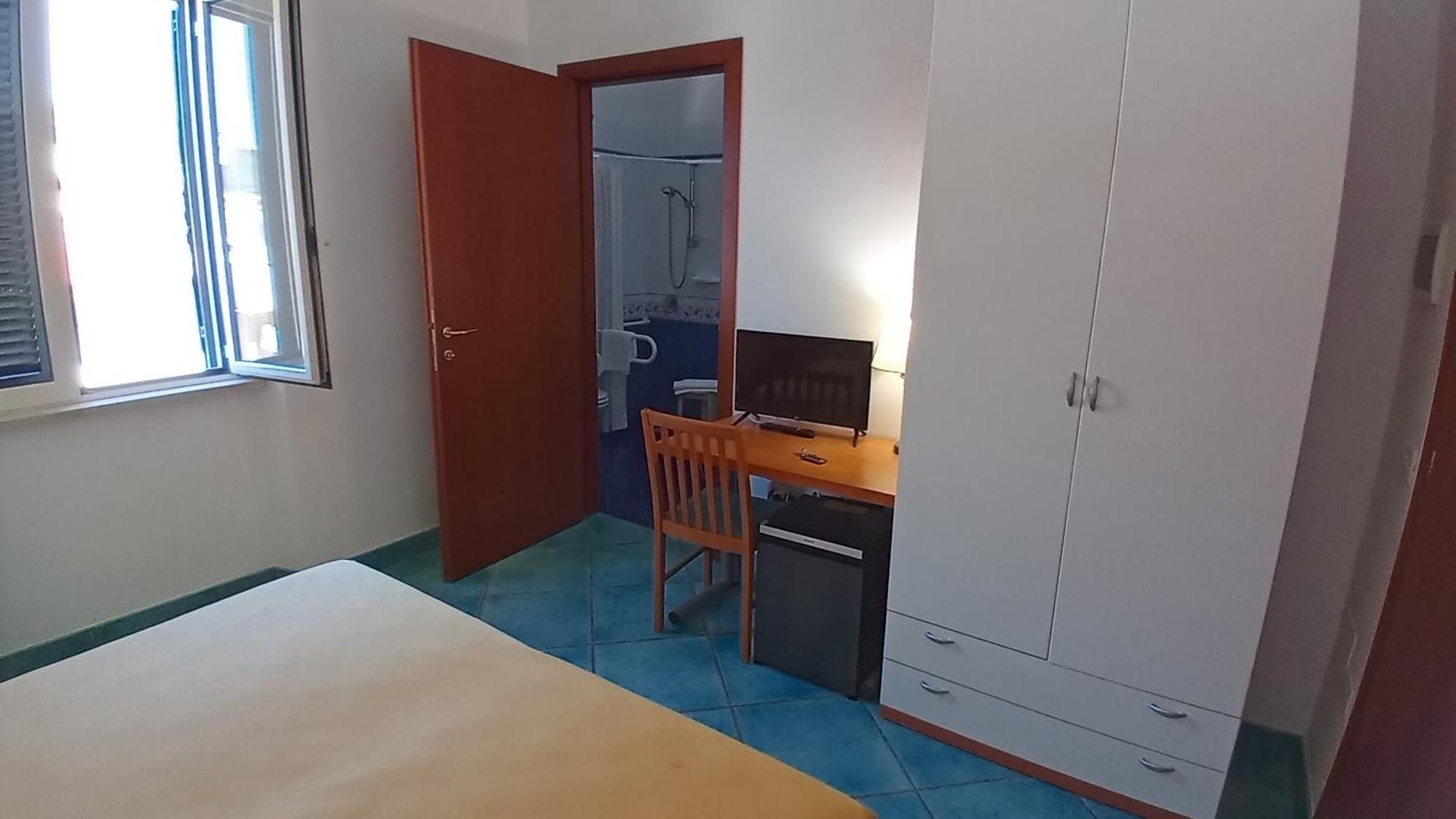 Hotel Amyclae Сперлонга Екстериор снимка