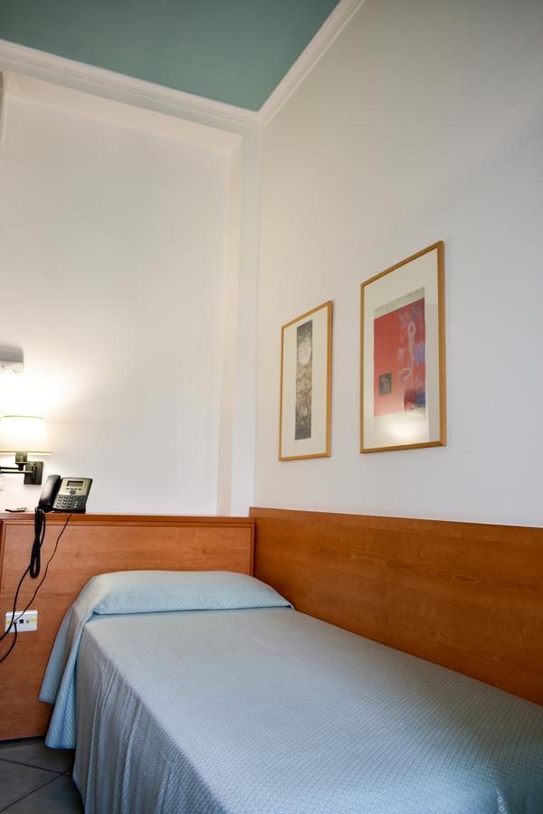 Hotel Amyclae Сперлонга Екстериор снимка